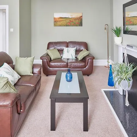 Host & - Diamond One Apartment *