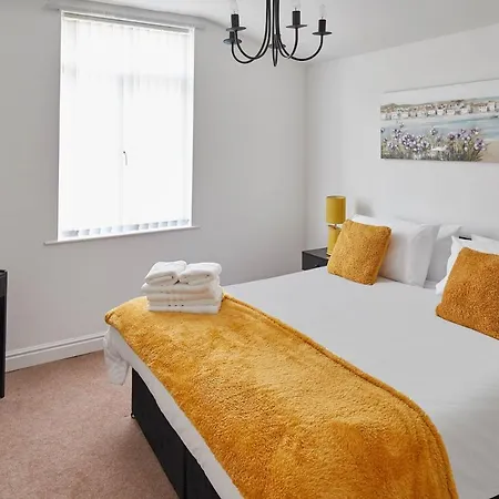 Host & - Diamond One * Saltburn-by-the-Sea
